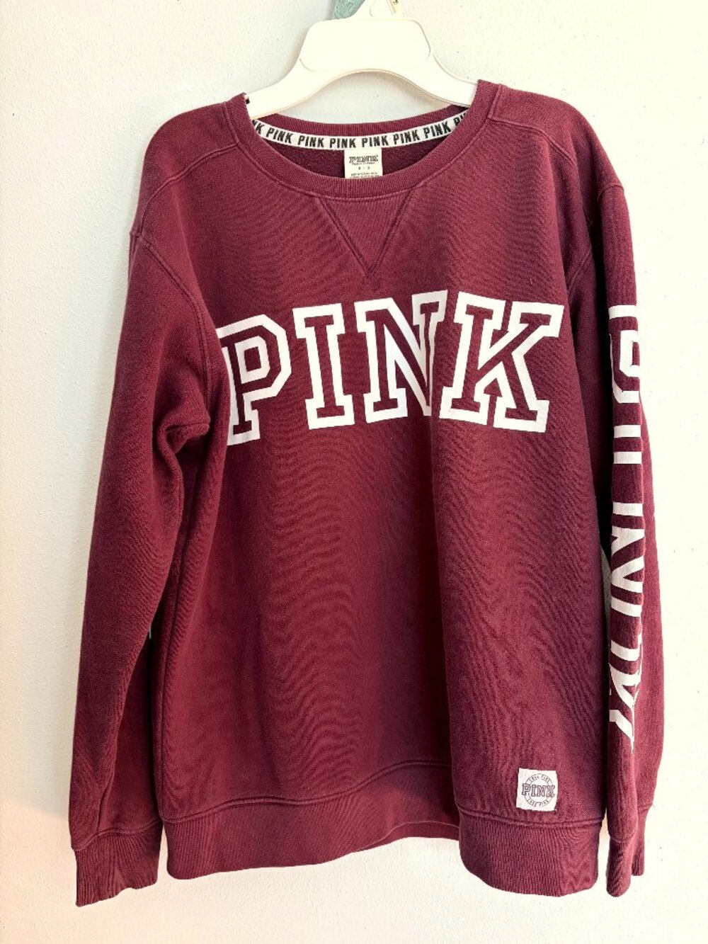 PINK Victoria's Secret Womens Size Small Burgundy Sweatshirt Logo Pullover